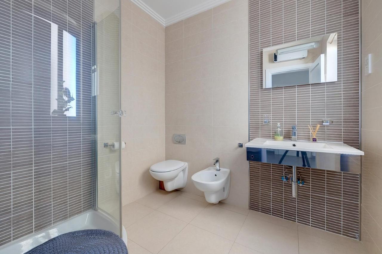 Perfect Location Idyllic 2Br Apartment Sliema Exterior foto